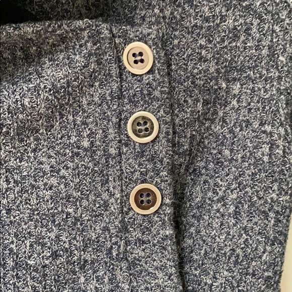 Tonic navy cardigan size S button closure - Picture 3 of 8
